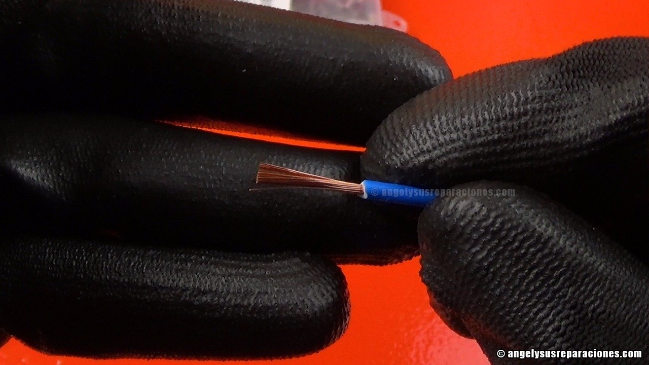 Cable pelado de 1mm2