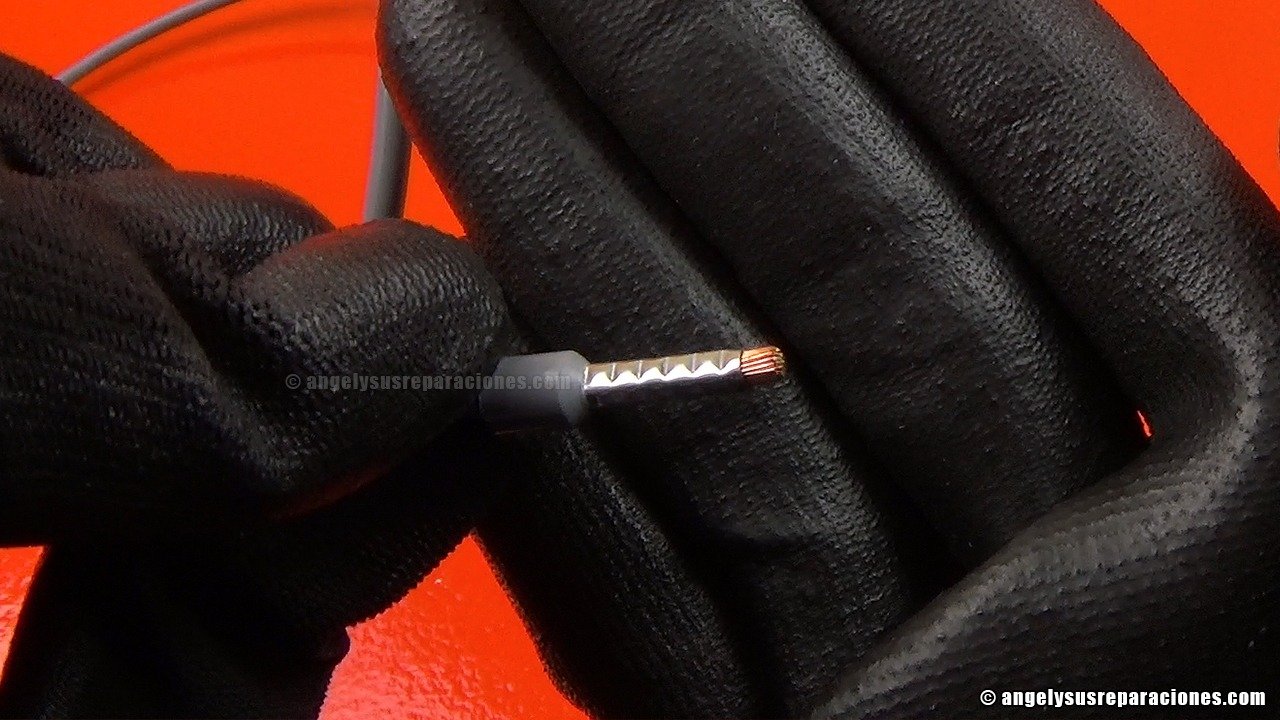 Puntera de 4mm2 crimpada